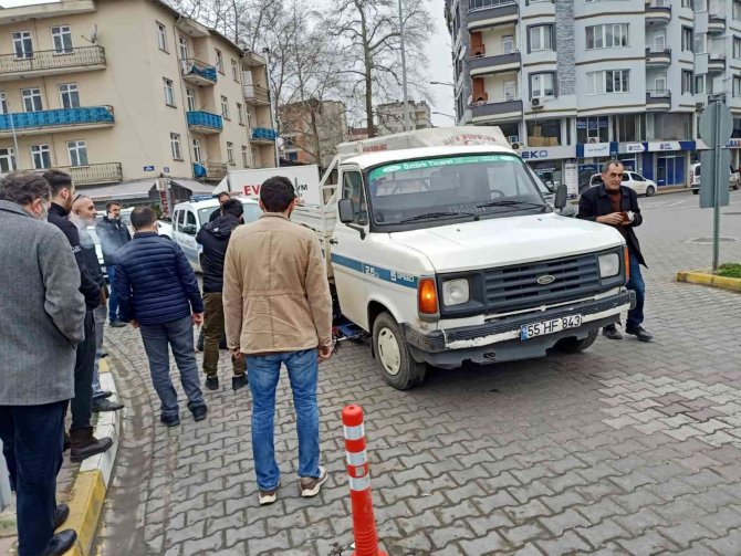 Kamyonetin Çarptığı Bisikletli Yaralandı