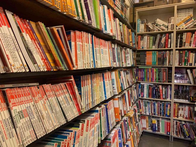 Öğrencilerin İhtiyacını İkinci El Soru Kitapları Karşılıyor