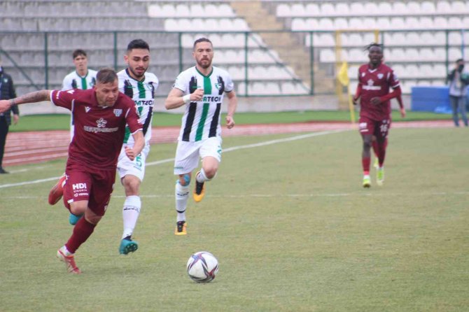 Spor Toto 1. Lig: Bandırmaspor: 3 - Denizlispor: 4