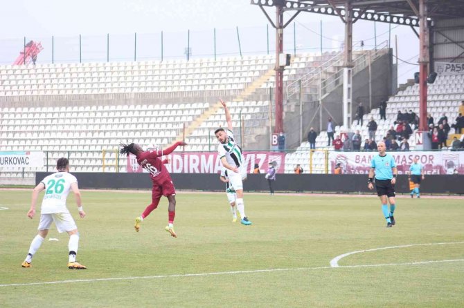 Spor Toto 1. Lig: Bandırmaspor 3 - Denizlispor 0 (İ̇lk Yarı Sonucu)