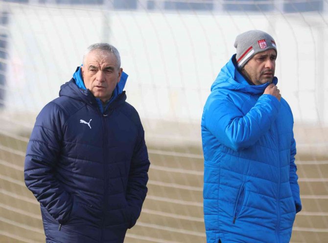 Sivasspor, Konya Maçının Taktiğini Çalıştı