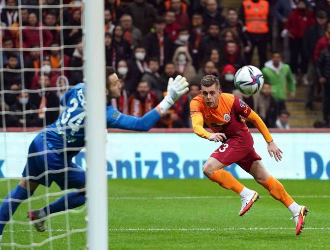 Galatasaray Ligin İkinci Yarısına Kötü Başladı
