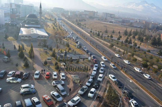 Tekden Giriş Sınavı’na Yoğun İlgi