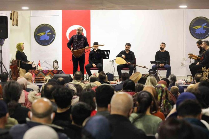 İ̇pekyolu’nda Neşet Ertaş İçin Vefa Gecesi