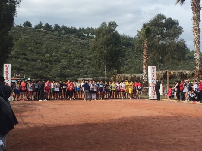 Aydın Kros Yarışları’nda 430 Sporcu Dereceye Girmek İçin Ter Döktü