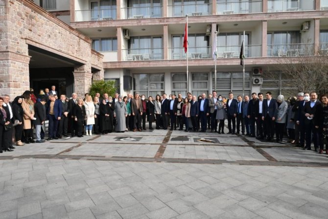 10 Ocak İ̇dareciler Günü Ayvalık’ta Kutlandı