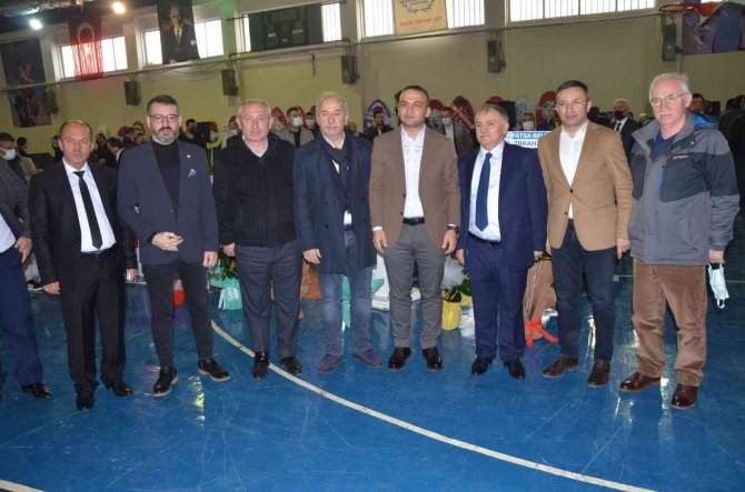 Ayhan Baş Güven Tazeledi