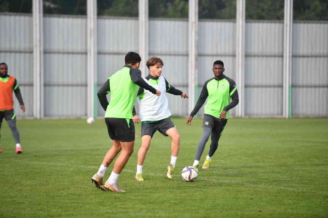 Bursaspor’da Bb Erzurumspor Maçı Hazırlıkları Başladı