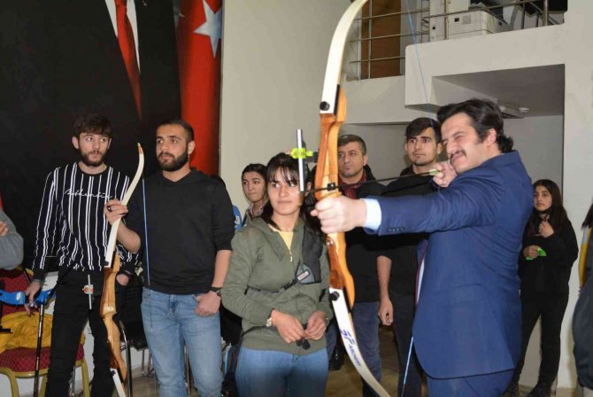 Vali Yardımcısı Kasımoğlu Kursiyerleri Ziyaret Etti