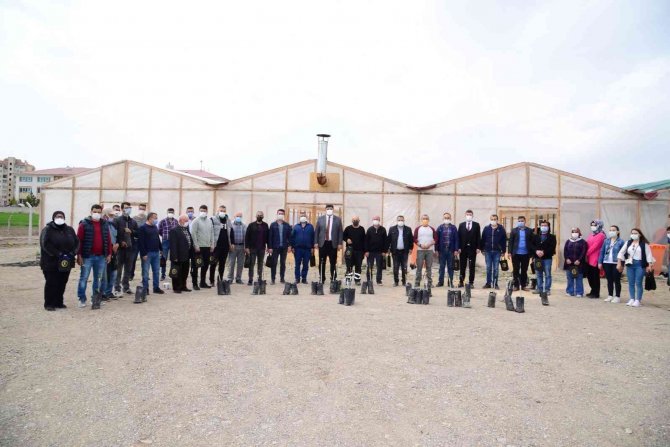 Kahramankazan’da Çiftçi Ve Üreticilerin Yüzünü Güldüren Desteklemelere Devam Ediliyor