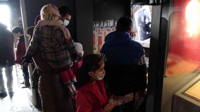 "Çanakkale Savaşları Mobil Müze Tırı" Muş’ta