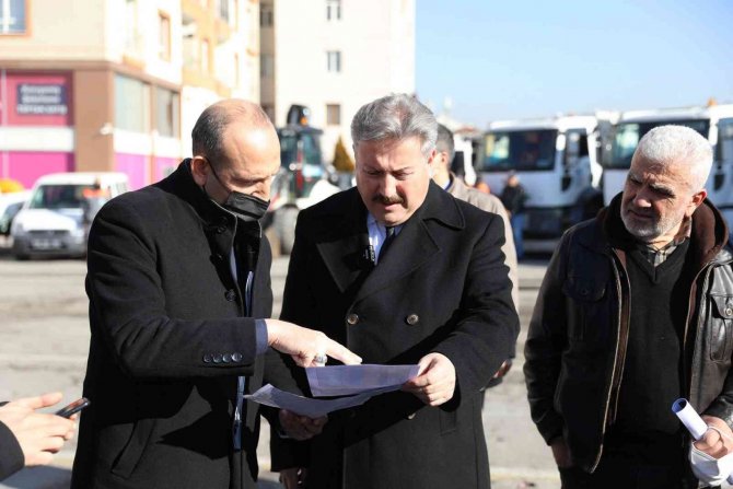 Melikgazi’de Her Hafta Bir Mahallede Toplu Temizlik