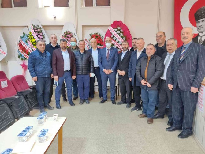 Vedat Özyılmaz Güven Tazeledi