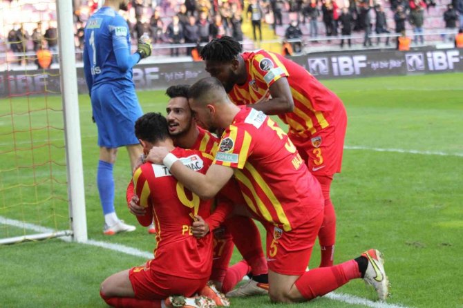 Spor Toto Süper Lig: Kayserispor: 1 - Altay: 0 (İ̇lk Yarı)