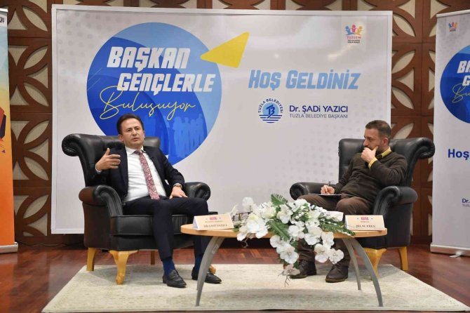 Tuzla Belediye Başkanı Yazıcı Gençlerle Bir Araya Geldi