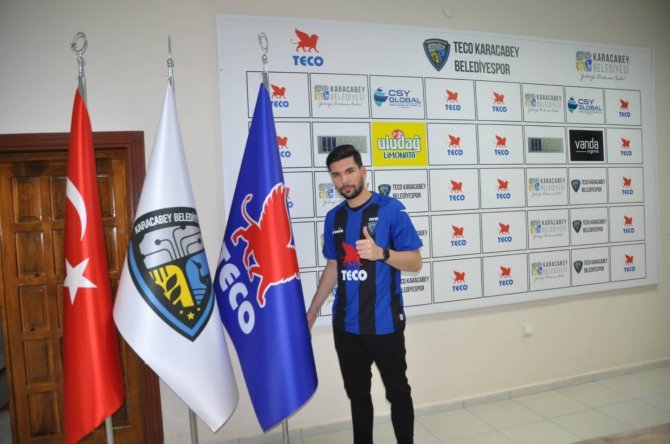 Uğur Mustafa Türk Ve Sergen Yatağan Karacabey Belediyespor’da