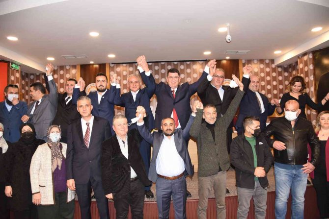 Adlıhan Dere, Güven Tazeledi