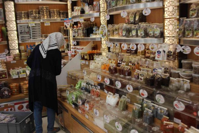 Havaların Soğumasıyla Kış Çaylarına İlgi Arttı