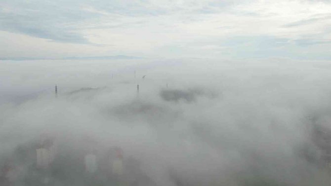 Balıkesir’de Yer Sisli, Hava Güneşli