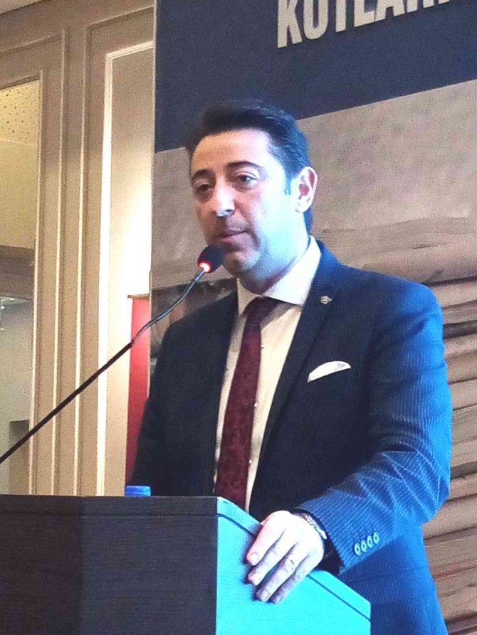 Bandırma Belediye Başkanı Tosun, Gazeteciler Gününü Kutladı