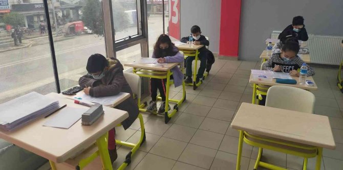 Öğrenciler Açılı Olmak İçin Ter Döktü