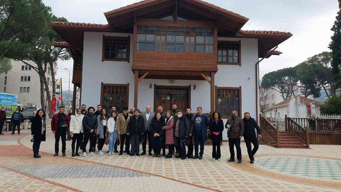 Kuyucak Belediye Başkanı Ertürk, “Koltuktan Güç Alan Değil, O Koltuğa Güç Veren Olmak Zorundayız”
