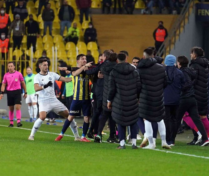 Mert Hakan’dan Belhanda’ya Tepki