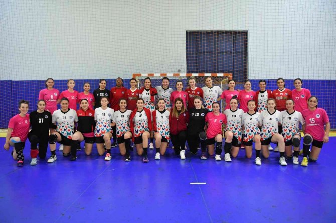 Mavi Kelebekler İkinci Yarıya Hazır