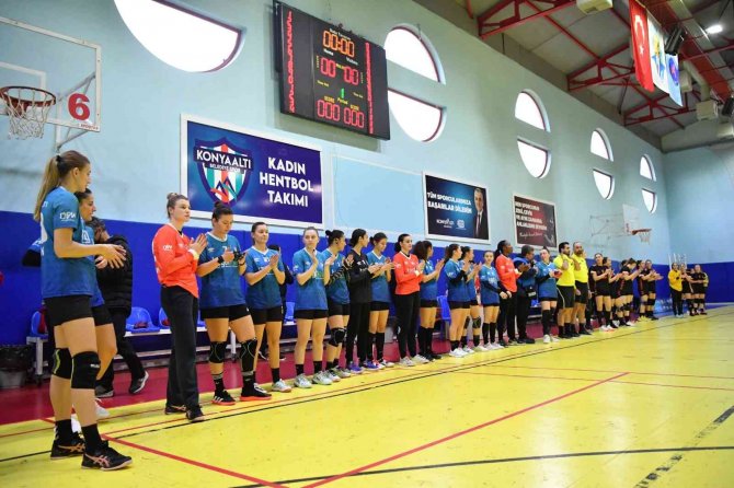 Mavi Kelebekler İkinci Yarıya Hazır