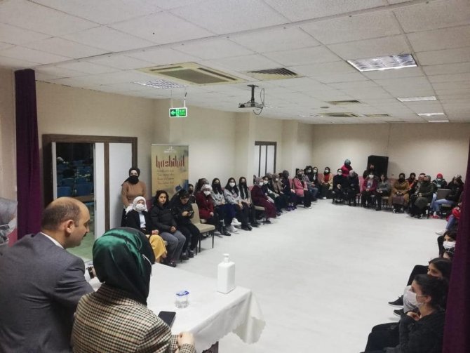 İ̇l Müdürü Özdemir Öğrencilerle Bir Araya Geldi