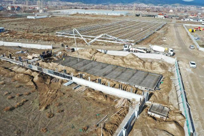 Isparta’da 25 Bin Metrekarelik Alanda Spor Kampüsü İnşaat Çalışmalarına Başlandı