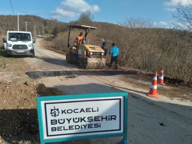 Gebze Tepemanayır’da Bozulan Yola Bakım