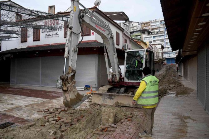 Grand Ve Orient Bazaar’da Yenileme Mesaisi 7/24 Sürüyor