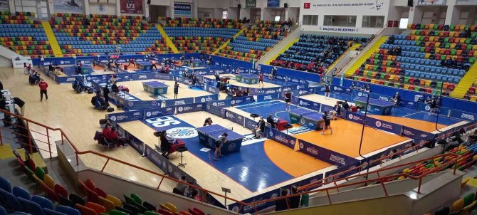 Bursa Büyükşehir Belediyespor, Masa Tenisi Süper Ligi’nde 4 Maçta 3 Galibiyet Elde Etti