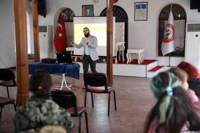 Pandemide Çocukların Dil Gelişimi Eğitim Semineri