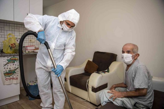 Mersin Büyükşehir Belediyesi, 2021’de 30 Bin Haneye Evde Sağlık Hizmeti Sundu