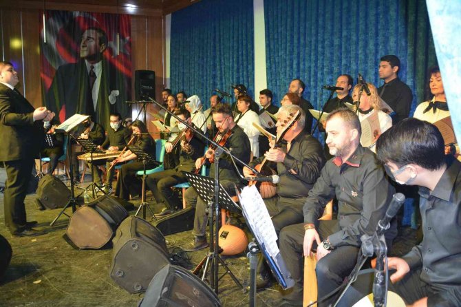 Ezgiler Yunus’u Söyledi