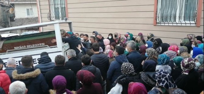 Samsun’da Hayatını Kaybeden Genç Kız Toprağa Verildi