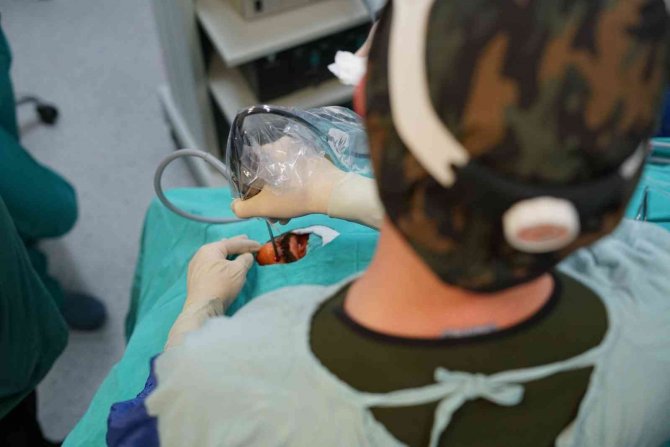 20 Dakikalık İşlem İle Sağlığına Kavuştu