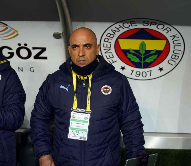 Spor Toto Süper Lig: Fenerbahçe: 0 - Adana Demirspor: 0 (Maç Devam Ediyor)