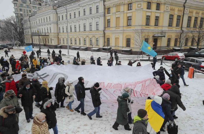 Ukrayna’dan Kazakistan Protestolarına Destek