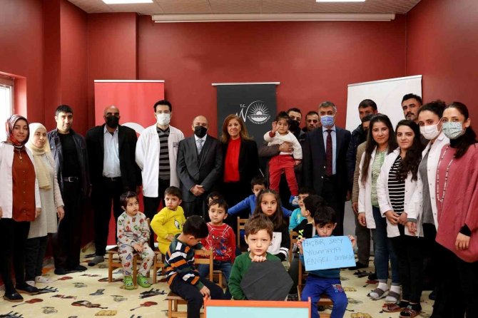 Van Büyükşehir’den ’Beyaz Baston Haftası’nda Miniklere Farkındalık Eğitimi