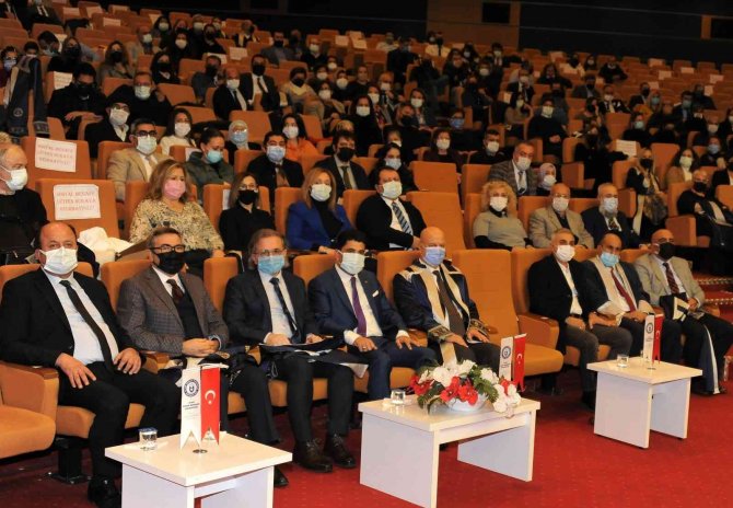 Adü’de Akademik Yükseltme Töreni Gerçekleşti