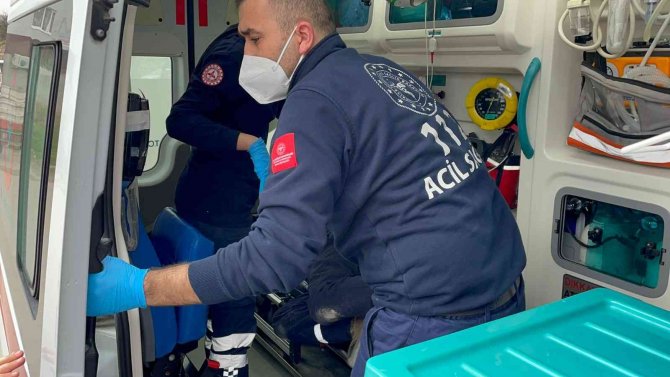 Köpeği Havlıyor Diye Komşusunu Sırtından Bıçakladı