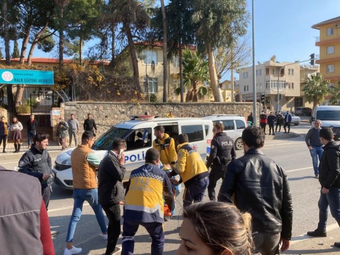 Eşini Doğuma Götüren Ambulansı Takip Ederken Kaza Yapan Babadan Acı Haber Geldi