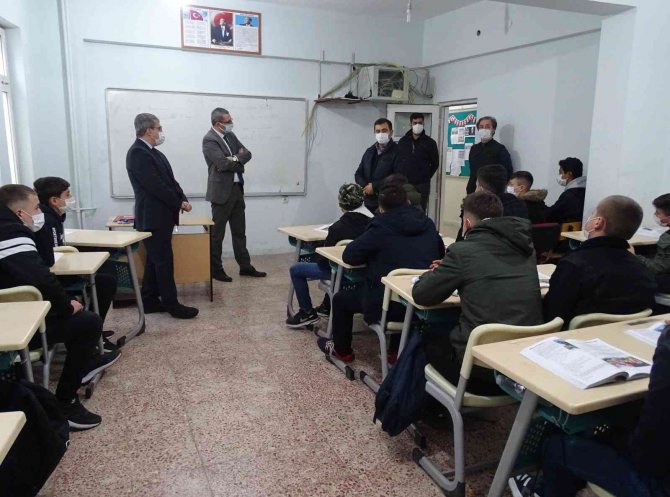 Mesleki Eğitim Merkezini Ziyaret Ettiler