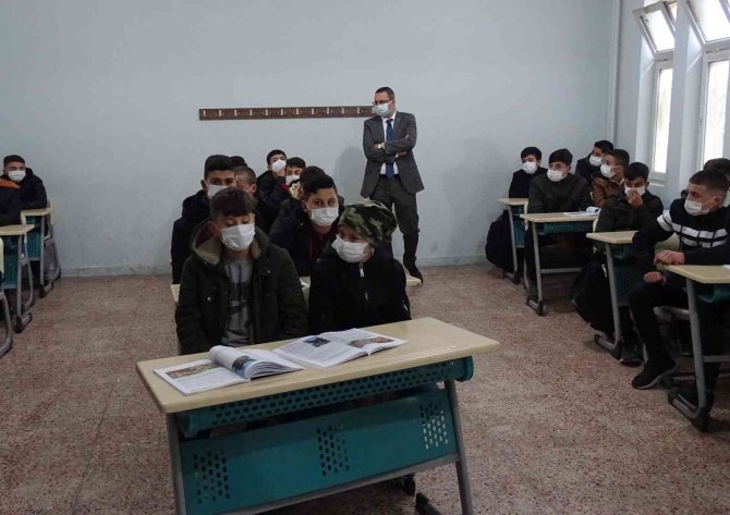 Mesleki Eğitim Merkezini Ziyaret Ettiler