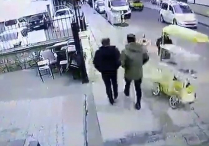 Batman’da Mısır Arabasını Herkesin Gözü Önünde Çaldı