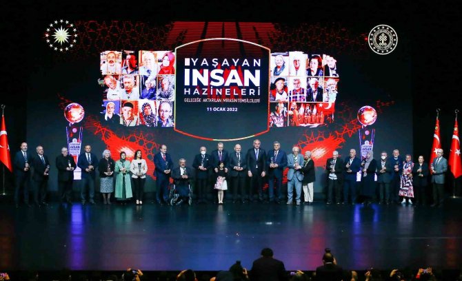 Cumhurbaşkanı Erdoğan: “Kendimiz Olarak Kalmak Ve Kendimiz Olarak Daha Üste Çıkmak Mecburiyetindeyiz”