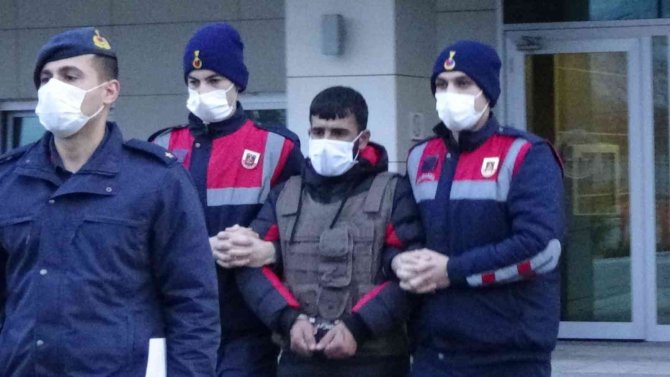 Tartıştığı İş Arkadaşını Defalarca Bıçaklayarak Öldürdü